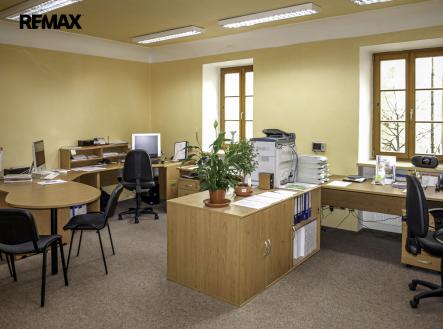 003.jpg | Prodej - kanceláře, 200 m²