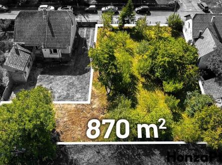 Prodej pozemku pro bydlení,Cerhovice Honza Ptáček realitní makléř v Praze (8) | Prodej - pozemek pro bydlení, 870 m²