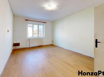 Prodej rodinného domu Český Brod Honza Ptáček realitní makléř v Praze (4) | Prodej - dům/vila, 93 m²