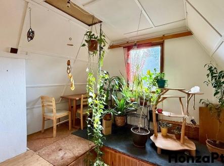 Prodej chaty Psáry Honza Ptáček realitní makléř v Praze (4) | Prodej - chata/rekreační objekt, 54 m²