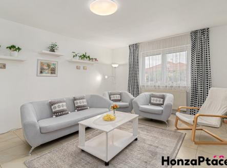 Prodej rodinného domu, Předboj, Praha Východ realitní makléř v Praze, realitní kancelář_3 | Prodej - dům/vila, 167 m²