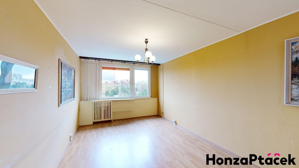 Prodej bytu 3+kk s lodžií, Veronské náměstí,Praha-Horní Měcholupy Honza Ptáček realitní makléř v Pra