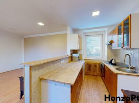 Prodej rodinného domu Strašín, realitní makléř v Praze Honza Ptáček realitní makléř v Pra | Prodej - dům/vila, 126 m²