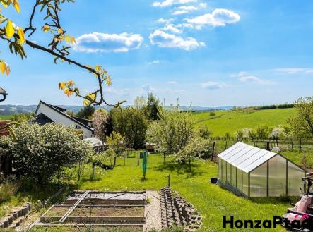 Prodej rodinného domu, Černé Voděrady, Honza Ptáček realitní makléř v Praze_16 | Prodej - dům/vila, 159 m²
