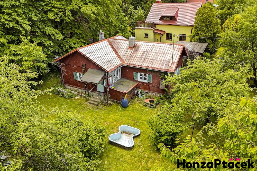 Prodej chaty Čísovice, Honza Ptáček - realitní makléř v Praze, realitní kancelář19