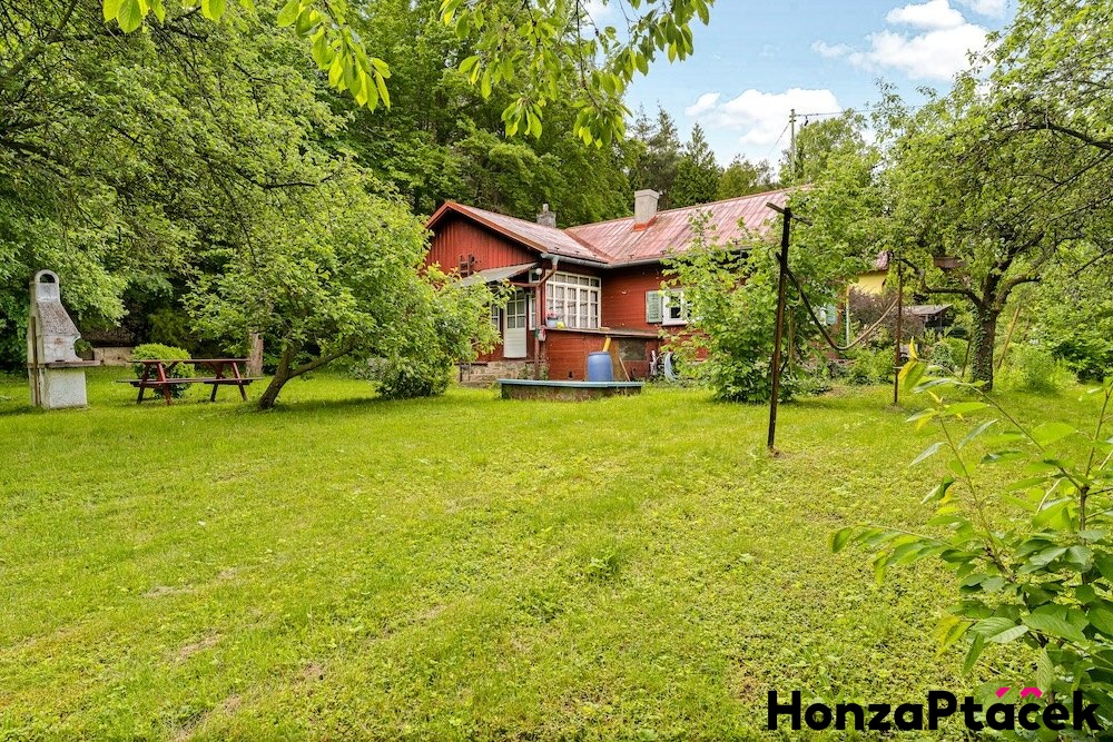 Prodej chaty Čísovice, Honza Ptáček - realitní makléř v Praze, realitní kancelář13