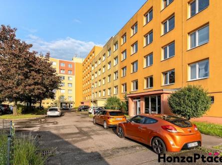 Prodej bytu Třebešovská, Horní počernice, Honza Ptáček - realitní makléř v Praze, realitni | Prodej bytu, 3+1, 77 m²