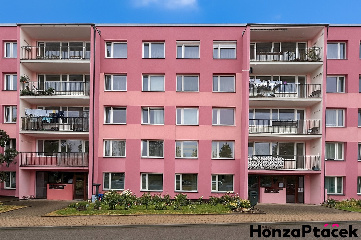 Prodej bytu Bentky nad Jizerou, Praha, realitní makléř v Praze Honza Ptáček 6