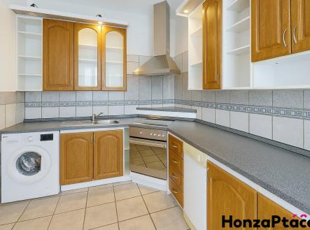 Prodej bytu Bentky nad Jizerou, Praha, realitní makléř v Praze Honza Ptáček 2 | Prodej bytu, 3+1, 69 m²