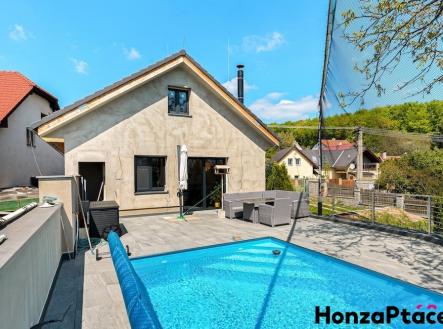 Prodej domu, Černé Voděrady, Honza Ptáček realitní makléř v Praze 39 | Prodej - dům/vila, 159 m²