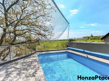 Prodej domu, Černé Voděrady, Honza Ptáček realitní makléř v Praze 21 | Prodej - dům/vila, 159 m²