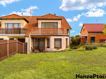 Prodej domu Broumarská,Praha 9 realitní makléř v Praze, realitní kancelář PRAHA_21 | Prodej - dům/vila, 187 m²