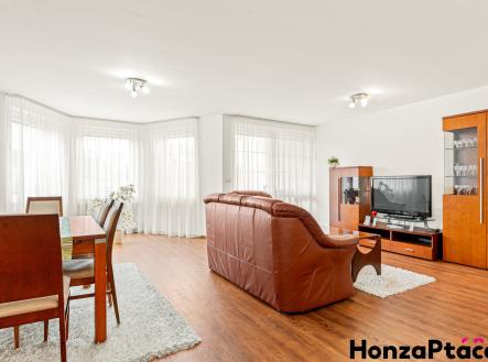 Prodej domu Broumarská,Praha 9 realitní makléř v Praze, realitní kancelář PRAHA_1 | Prodej - dům/vila, 187 m²