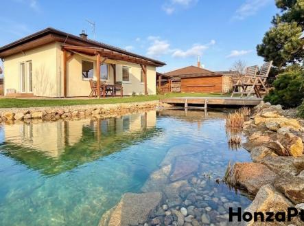 Prodej rodinného domu Předboj, Honza Ptáček realitní makléř v Praze11 | Prodej - dům/vila, 66 m²