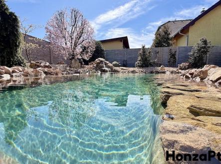 Prodej rodinného domu Předboj, Honza Ptáček realitní makléř v Praze15 | Prodej - dům/vila, 66 m²