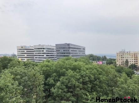 Pronájem bytu v osobním vlastnictví Zubrnická, Prosek, Praha realitní makléř v Praze, realitn | Pronájem bytu, 3+kk, 81 m²