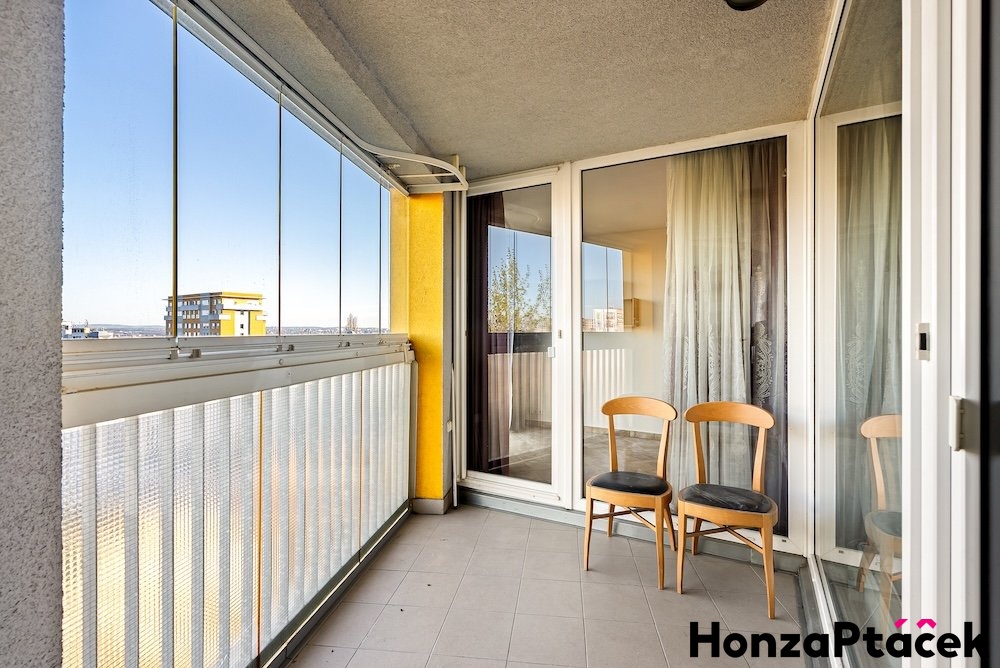 Pronájem bytu v ulici Zubrnická, Praha Prosek, Honza Ptáček realitní makléř v Praze10