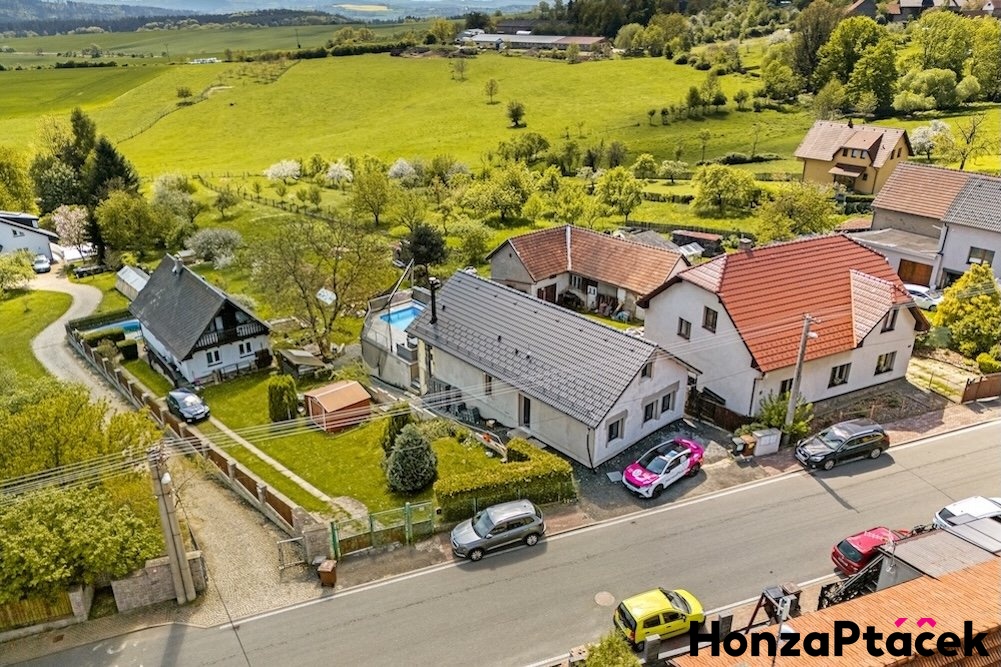 Prodej rodinného domu, Černé Voděrady, Honza Ptáček realitní makléř v Praze 135