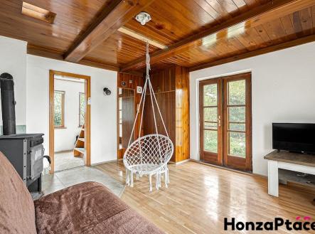 Prodej chaty, Psáry, Honza Ptáček realitní makléř v Praze1 | Prodej - chata/rekreační objekt, 54 m²