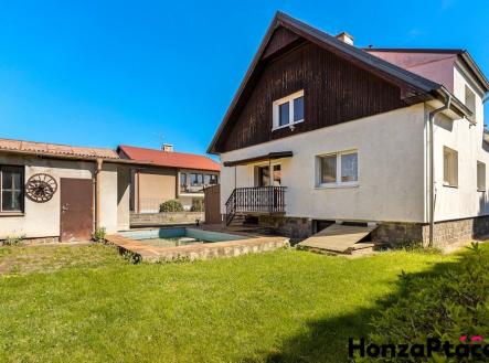 Prodej rodinného domu Škvorecká, Úvaly, Honza Ptáček realitní makléř v Praze19 | Prodej - dům/vila, 237 m²