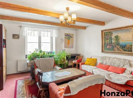 Prodej rodinného domu Čísovice, Honza Ptáček realitní makléř v Praze4 | Prodej - dům/vila, 96 m²