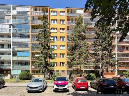 Prodej bytu 3+1 s lodžiíí, ulice Veltruská, Praha Honza Ptáček realitní makléř v Praze -poh | Prodej bytu, 3+1, 60 m²