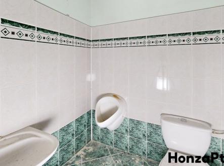 Prodej komerčních prostor, ulice Střížkovská, Praha Honza Ptáček realitní makléř v Praze4 | Prodej - kanceláře, 511 m²