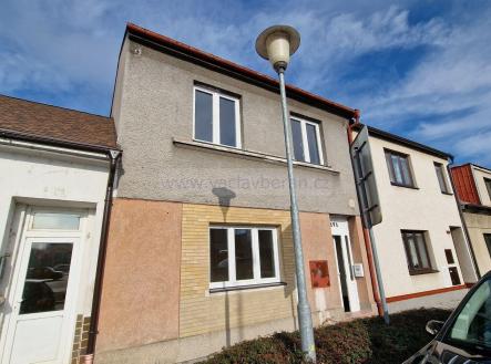 Pronájem bytu, 4+kk, 87 m²