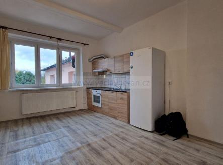 Pronájem bytu, 4+kk, 87 m²