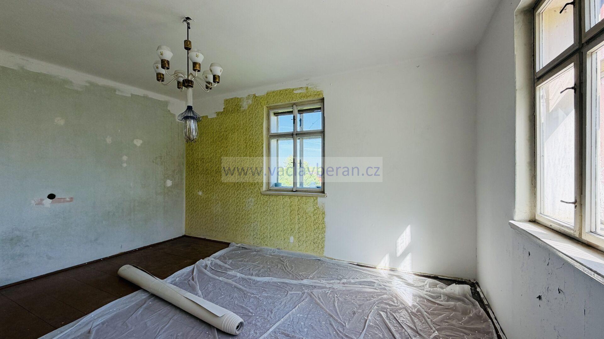 RD 2+1, 1+1, 195m² , zahrada 1028m², Zhoř u České Třebové 88