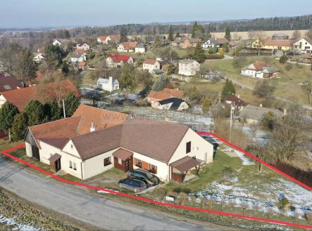Prodej - dům/vila, 378 m²