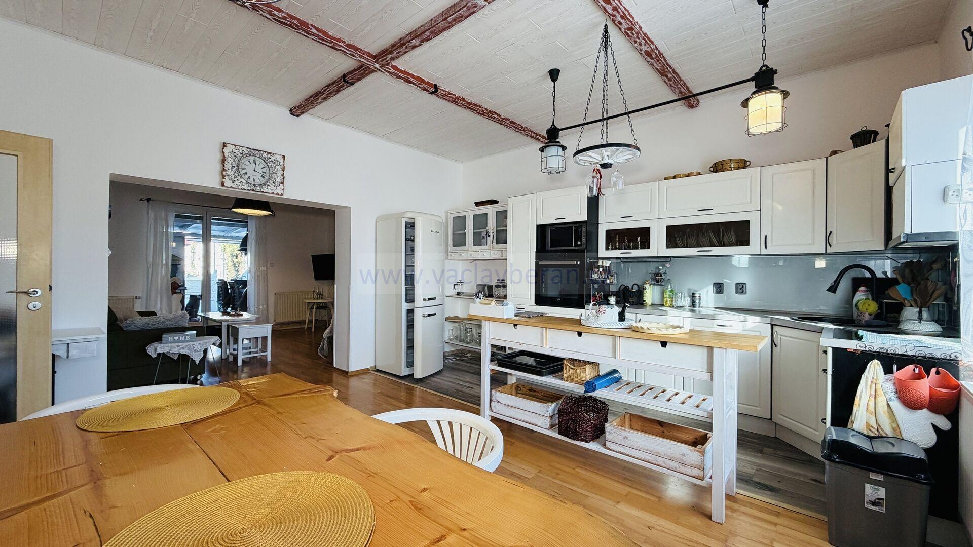 RD 5+1, 105m2, zahrada 109m2, Česká Třebová – Tylova 410