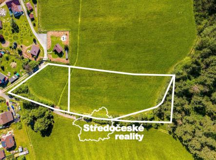 pohled na pozemek z dronu | Prodej - pozemek pro bydlení, 7 991 m²