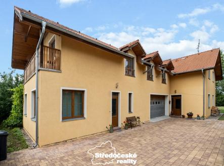 pohled na dům | Prodej - dům/vila, 290 m²