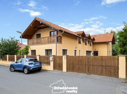 pohled na dům | Prodej - dům/vila, 290 m²