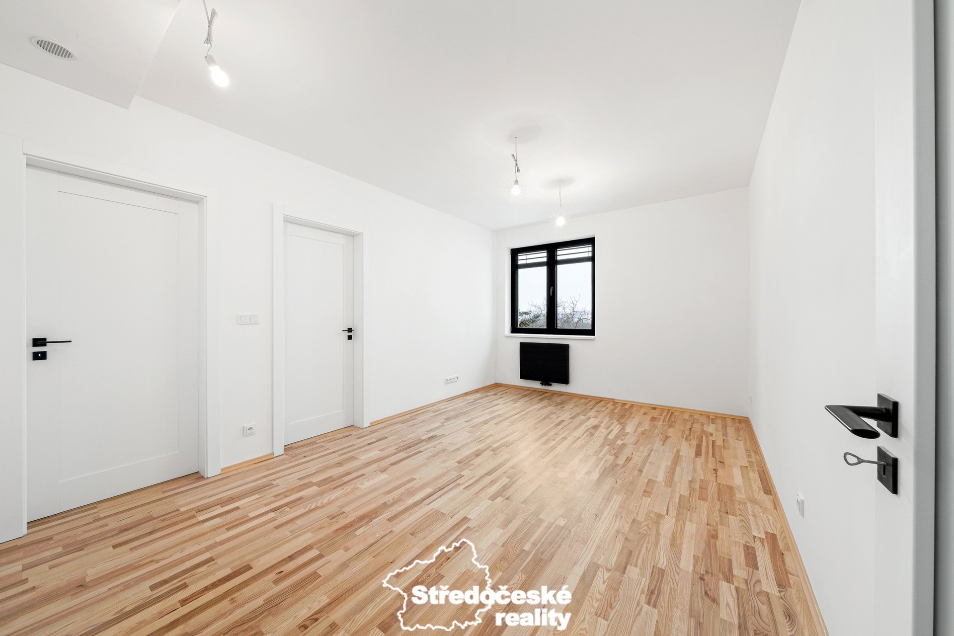 Prodej podkrovního bytu 3+kk, 54 m²/terasa 14 m²/sklep/parkovací místo - Praha - Dolní Chabry, novos