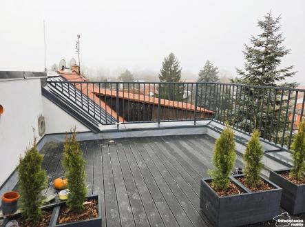 Střešní terasa | Prodej bytu, 3+kk, 68 m²