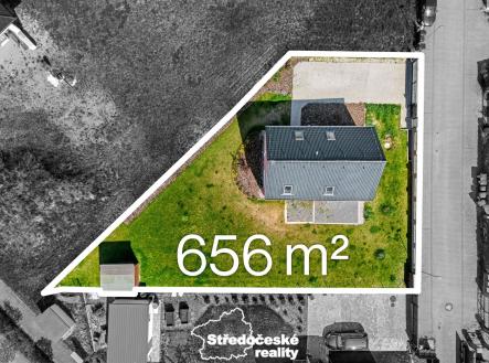 pohled na pozemek a dům | Prodej - dům/vila, 100 m²