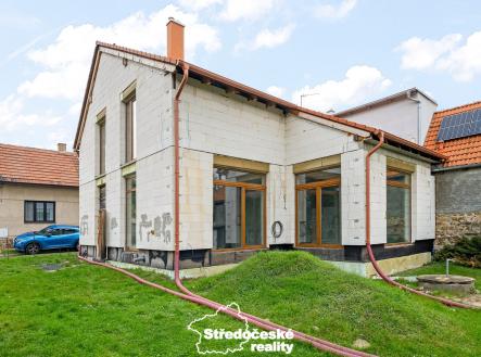pohled na RD - aktuální stav  | Prodej - dům/vila, 144 m²
