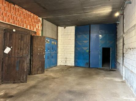 PHOTO-2026-04-20-15-52-053 | Pronájem - komerční objekt, sklad, 1 244 m²