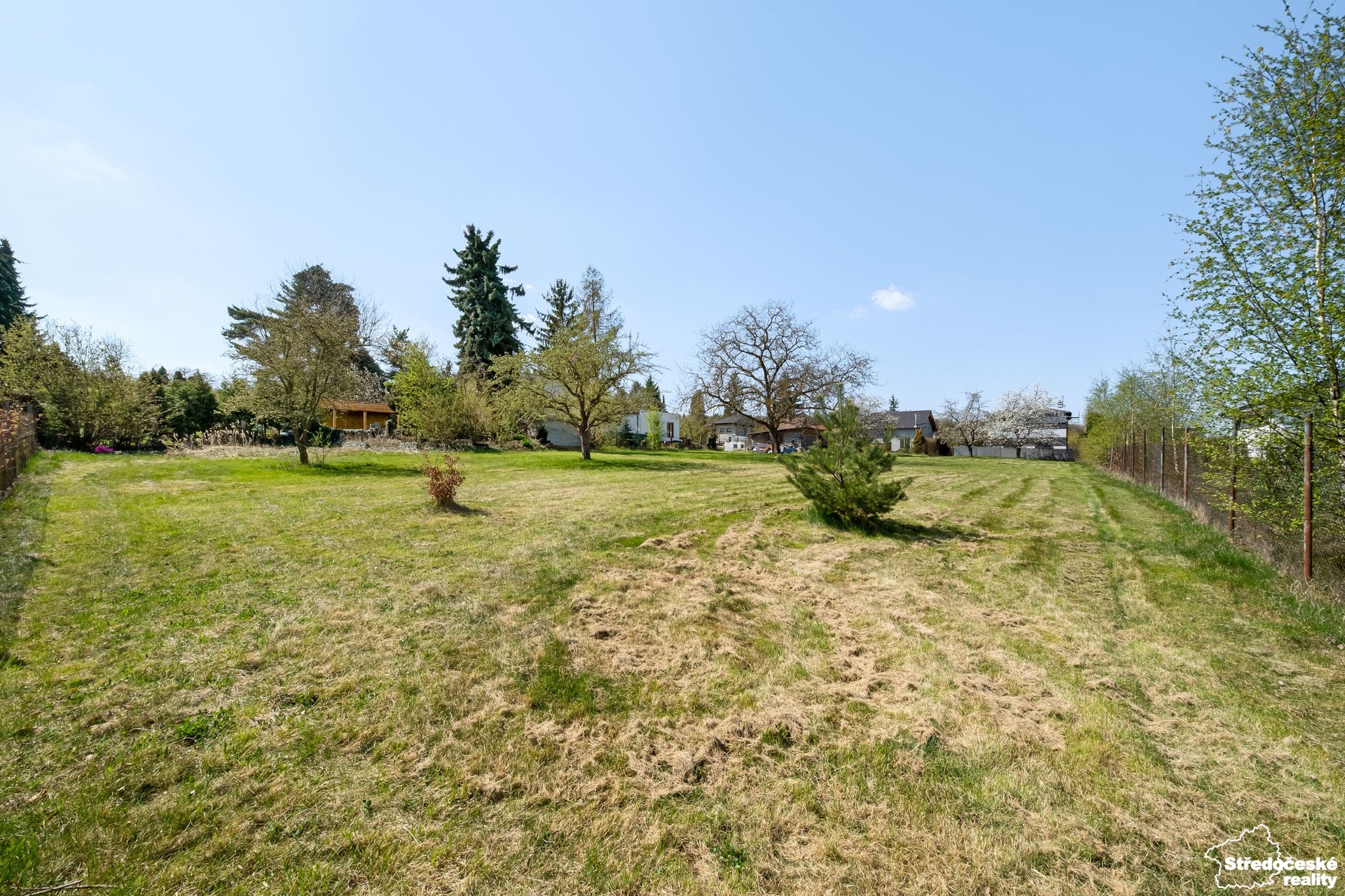 pozemek_prodej_Louňovice_pohled na pozemek3