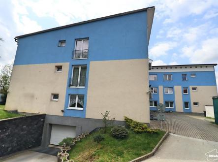 pohled na dům | Pronájem bytu, 1+kk, 35 m²