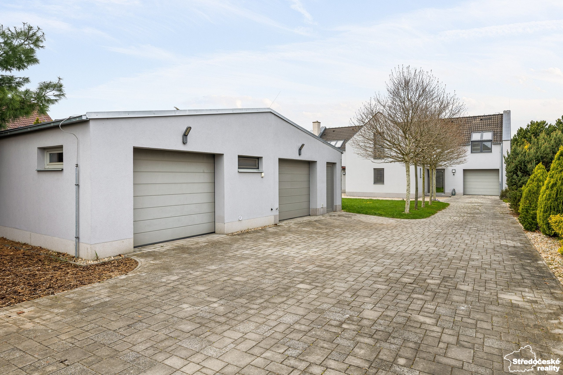 Vjezd s dvougaráží