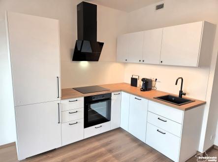 Kuchyňská linka | Pronájem bytu, 1+kk, 36 m²