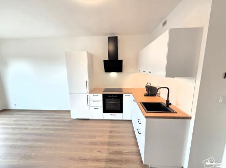 Kuchyňská linka | Pronájem bytu, 1+kk, 36 m²