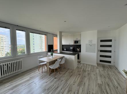 Obrázek k zakázce č.: 706516 | Prodej bytu, 3+1, 74 m²