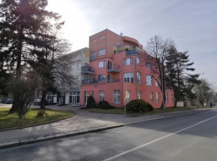 Obrázek k zakázce č.: 709392 | Prodej - obchodní prostor, 59 m²