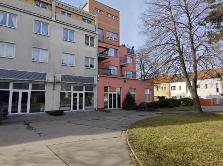Obrázek k zakázce č.: 709392 | Prodej - obchodní prostor, 59 m²