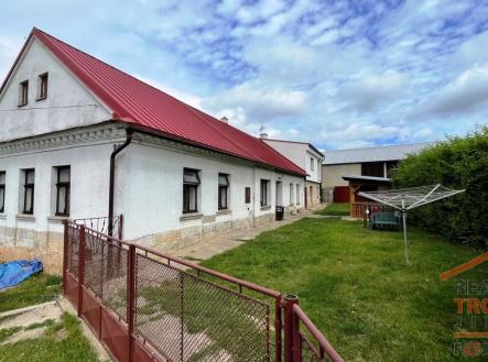 2-1.jpg | Prodej - dům/vila, 175 m²