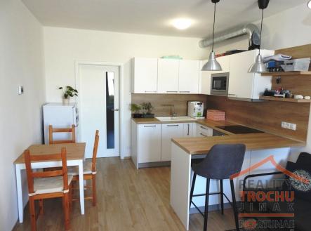 Pronájem bytu, 1+kk, 34 m² obrázek